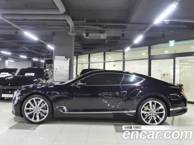 Bentley Continental GT 2021 — ფოტო 3/15