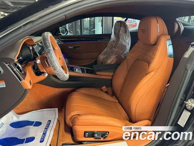 Bentley Continental GT 2021 — ფოტო 6/15