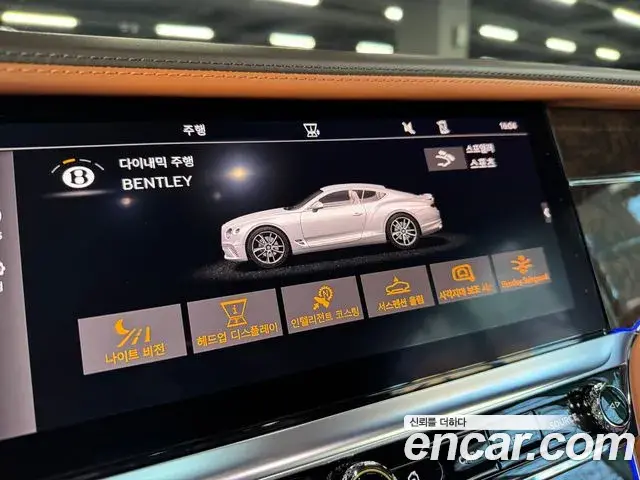 Bentley Continental GT 2021 — ფოტო 11/15
