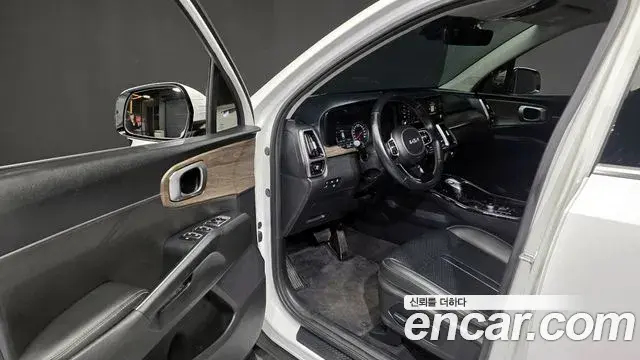 Kia Sorento 2021 — Photo 7/20
