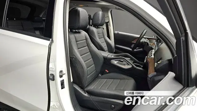 Mercedes-Benz GLE-Class 2021 — Şəkil 12/20