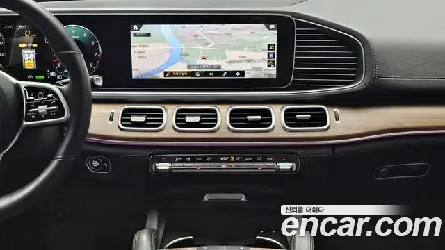 Mercedes-Benz GLE-Class 2021 — Şəkil 2/20