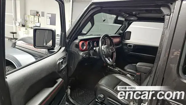 Jeep Wrangler 2020 — Şəkil 18/20
