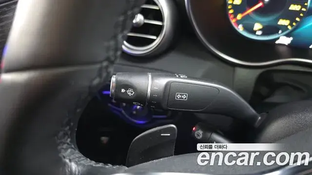 Mercedes-Benz GLC-Class 2023 — ფოტო 16/20