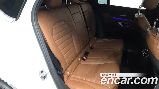 Mercedes-Benz GLC-Class 2023 — ფოტო 9/20