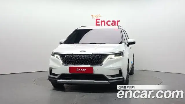 Kia Carnival 2021 — Фото 2/20