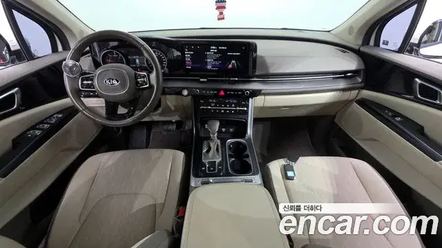 Kia Carnival 2021 — Фото 6/20