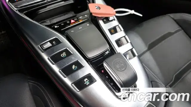 Mercedes-Benz AMG GT 2022 — Photo 17/20