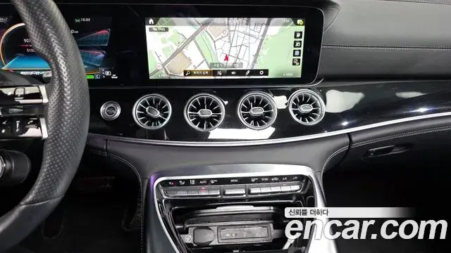 Mercedes-Benz AMG GT 2022 — Photo 11/20