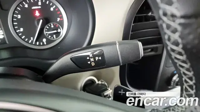 Mercedes-Benz V-Class 2020 — ფოტო 2/20