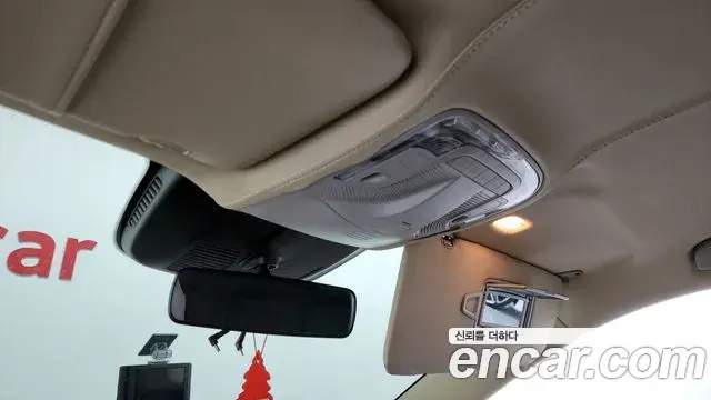 Mercedes-Benz V-Class 2020 — ფოტო 5/20