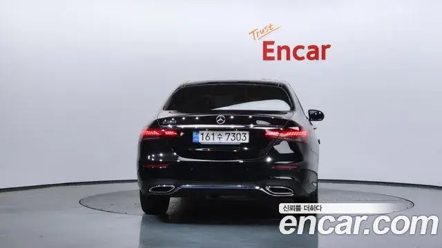 Mercedes-Benz E-Class 2022 — Şəkil 6/20