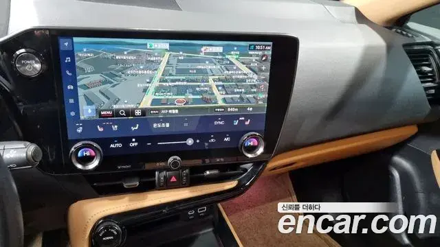 Lexus NX350h 2023 — Photo 7/18