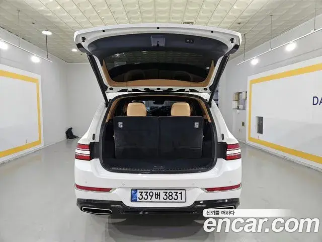 Genesis GV80 2022 — Şəkil 11/20
