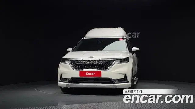 Kia Carnival 2021 — Фото 3/20