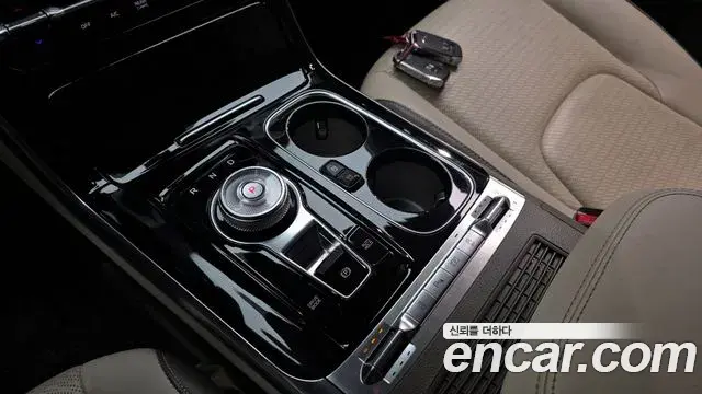 Kia Carnival 2021 — Фото 9/20