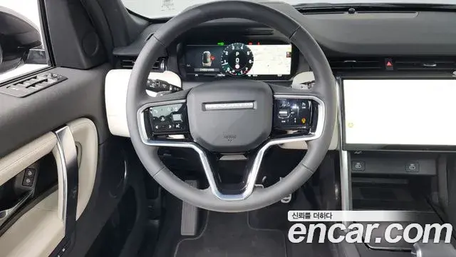Land Rover Discovery Sport 2025 — Фото 13/20