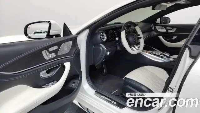 Mercedes-Benz AMG GT 2022 — Photo 17/20
