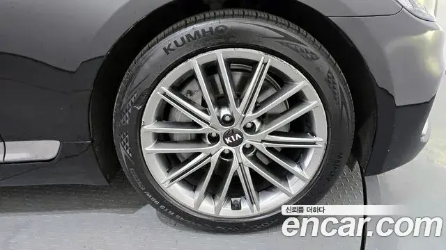 Kia The K9 2020 — Photo 5/20