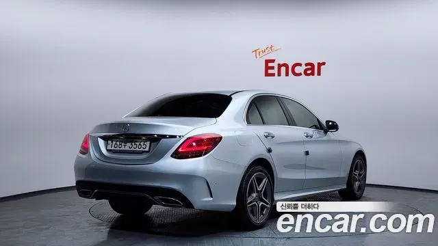 Mercedes-Benz C-Class 2021 — Фото 2/20