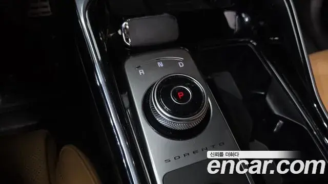 Kia Sorento 2020 — Фото 9/20