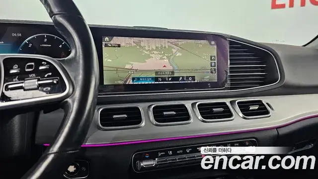 Mercedes-Benz GLE-Class 2019 — Şəkil 11/20