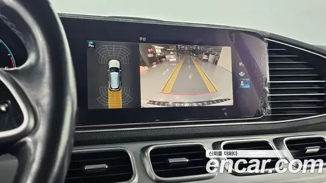 Mercedes-Benz GLE-Class 2019 — Şəkil 8/20