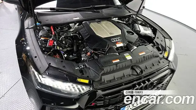 Audi RS7 2025 — ფოტო 19/20