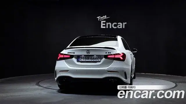 Mercedes-Benz A-Class 2022 — ფოტო 2/20