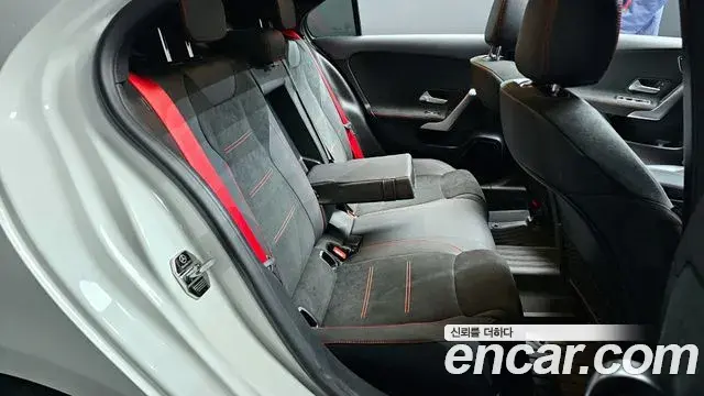 Mercedes-Benz A-Class 2022 — ფოტო 18/20