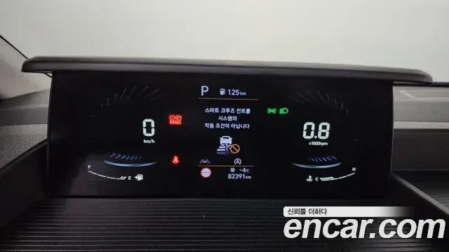 Hyundai Staria 2022 — ფოტო 2/20