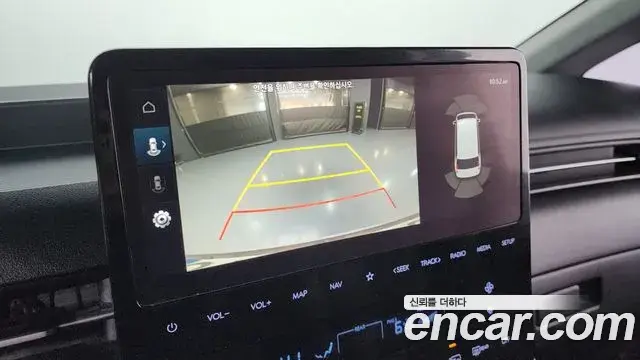 Hyundai Staria 2022 — ფოტო 11/20