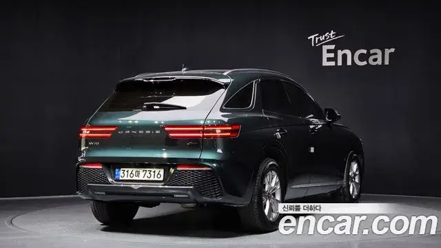 Genesis GV70 2021 — ფოტო 20/20