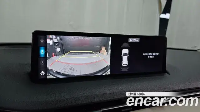 Genesis GV70 2021 — ფოტო 16/20