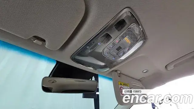 Genesis GV70 2021 — ფოტო 19/20