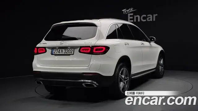 Mercedes-Benz GLC-Class 2022 — Şəkil 1/20