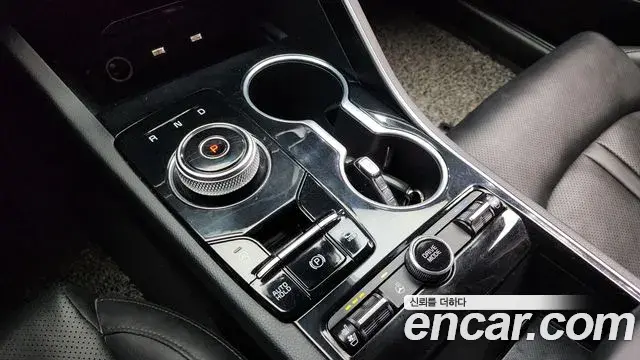 Kia K5 2020 — Şəkil 15/20