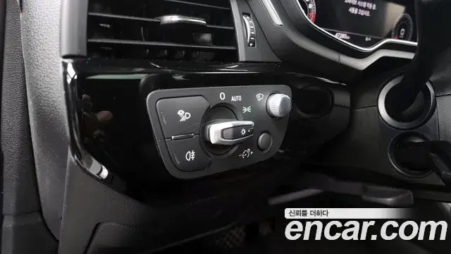 Audi A4 2021 — ფოტო 14/20