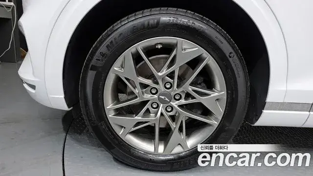 Genesis GV70 2021 — Şəkil 14/20