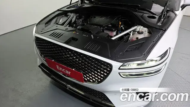 Genesis GV70 2021 — Şəkil 10/20