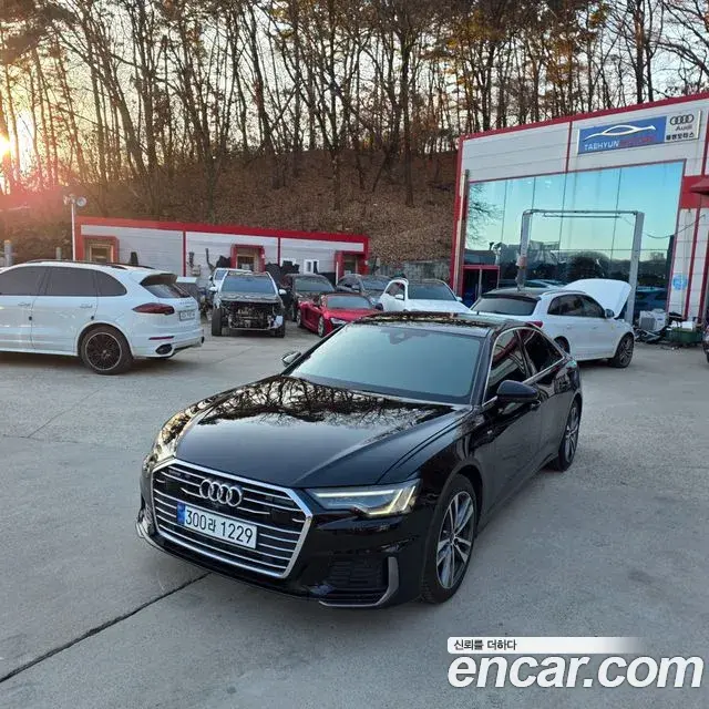 Audi A6 2022 — ფოტო 8/20