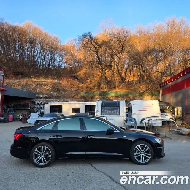 Audi A6 2022 — ფოტო 4/20