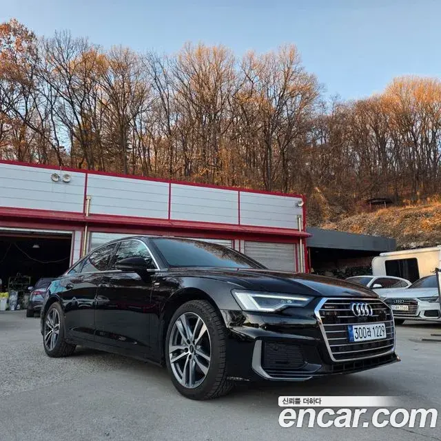 Audi A6 2022 — ფოტო 2/20