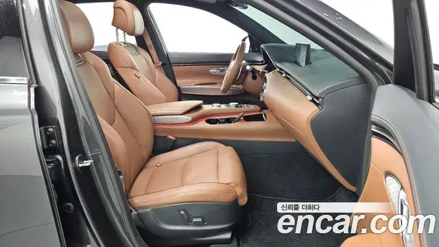 Genesis GV70 2021 — Şəkil 9/20