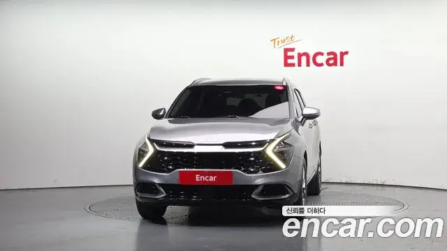 Kia Sportage 2021 — Фото 3/20