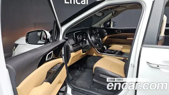 Kia Carnival 2020 — Photo 10/20