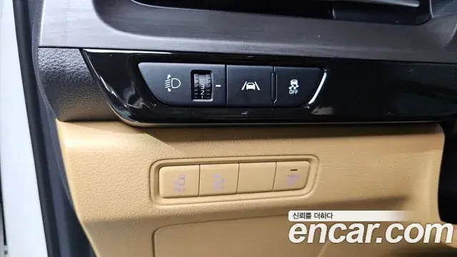 Kia Carnival 2020 — Photo 16/20