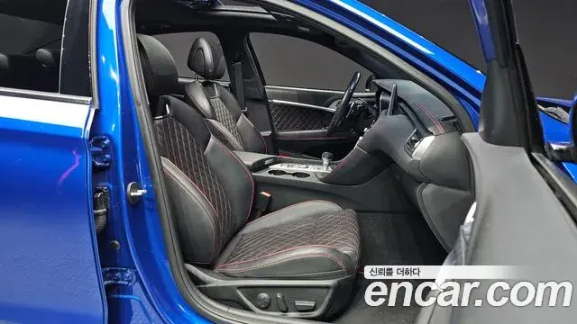 Genesis G70 2018 — ფოტო 10/20