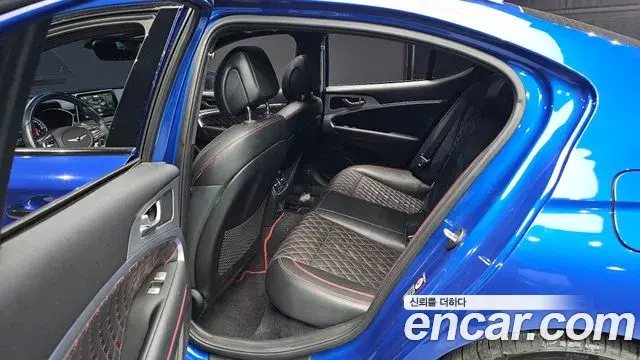 Genesis G70 2018 — ფოტო 20/20