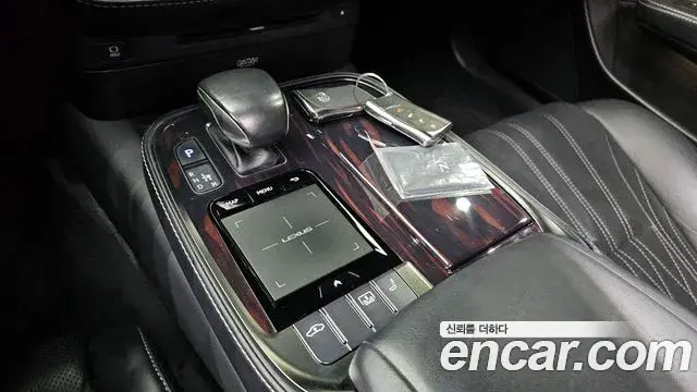 Lexus LS500 2018 — Şəkil 4/20